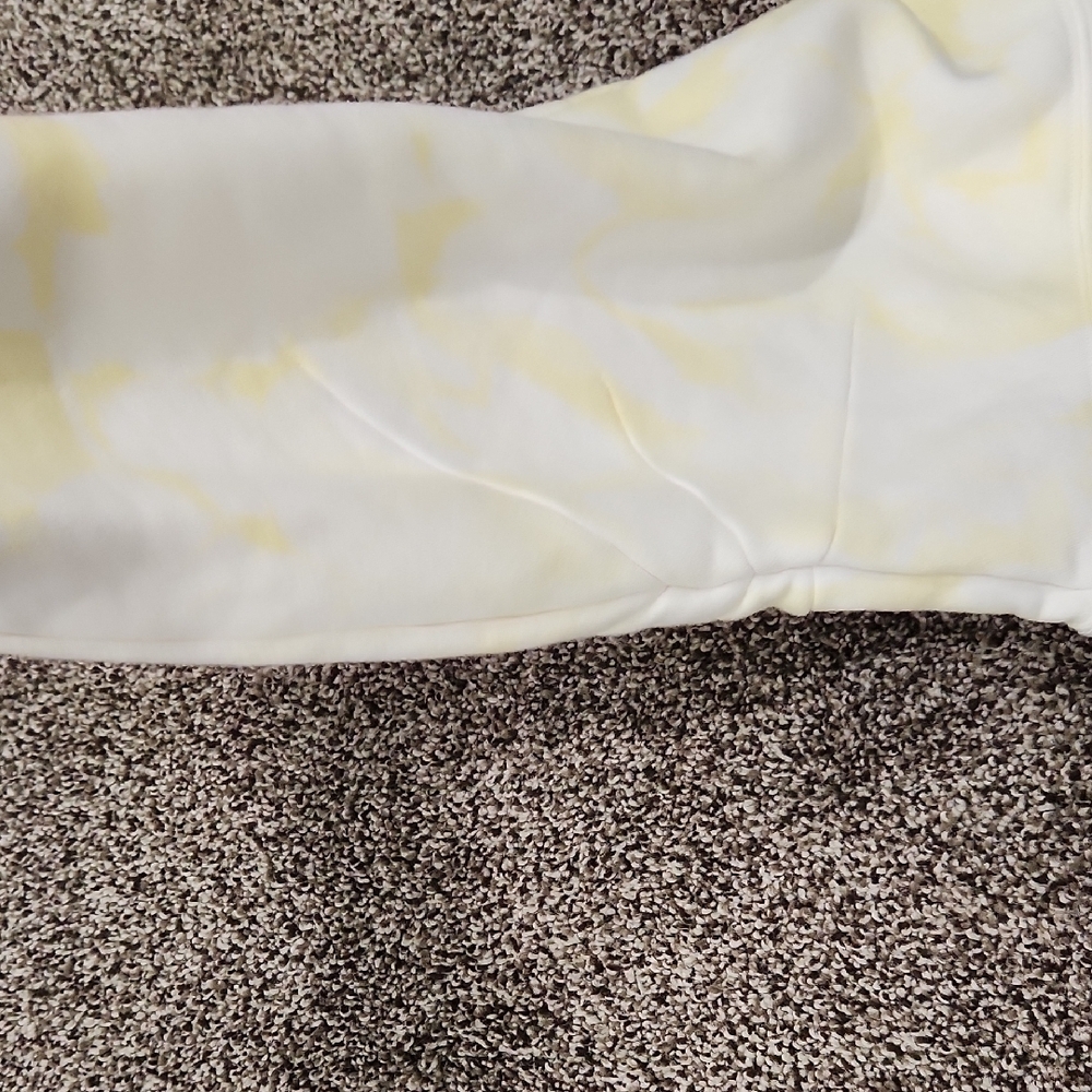 ALO Yoga Cream and Yellow Crop Top - Picture 5 of 6